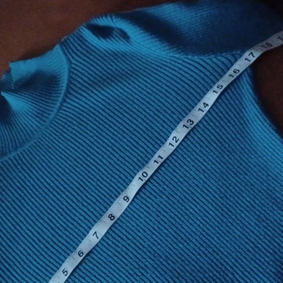 -- Cache Blue Ribbed Knit Top - Picture 5 of 10